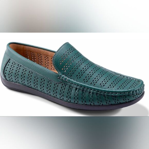 MONTIQUE MEN'S EMERALD PERFORATED DRIVING SHOE S22. - Picture 1 of 1